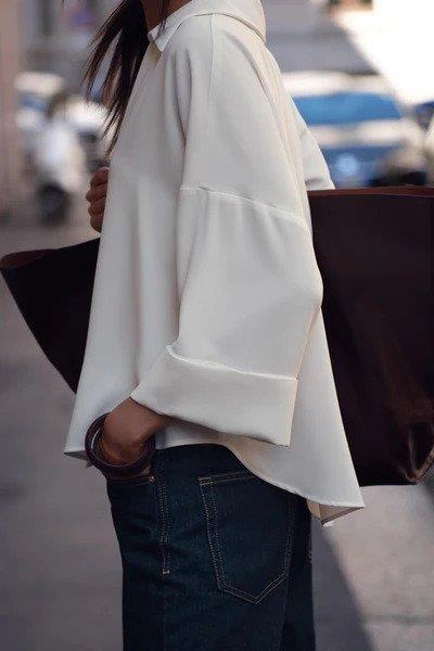 Kadın V Yaka Manşet Detay Gömlek