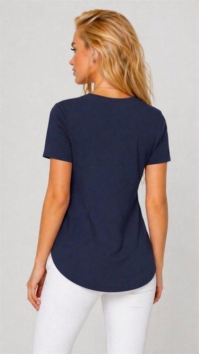 Kadın Yırtmaç Detaylı Viskon Kumaş Bluz