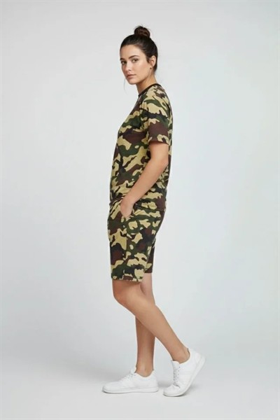 Kamuflaj Desenli Tişört Şort Takım – Günlük Rahat Kesim Yazlık 2’li Kombin - Kamuflaj