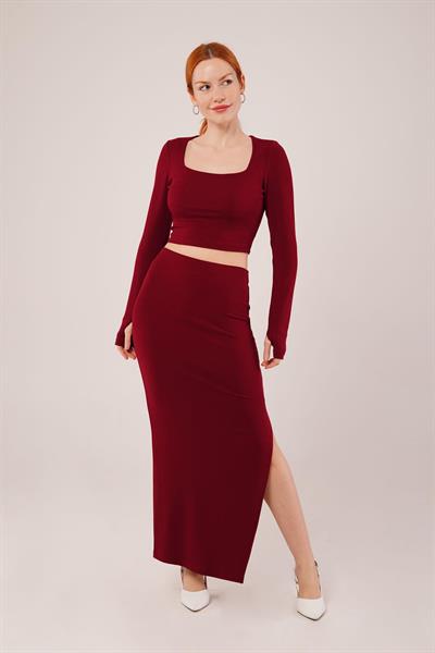 Kare Yaka Bluz Ve Yırtmaç Detaylı Etek İkili Bordo Takım