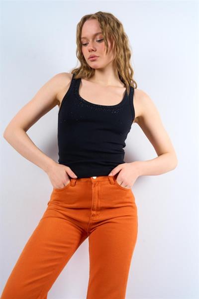 Kare Yaka Düz Atlet - Siyah