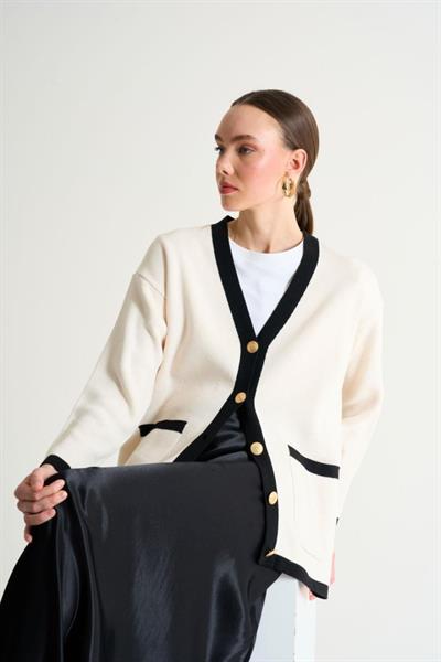 Kendinden Yakalı Cepli Hırka - Krem-Siyah