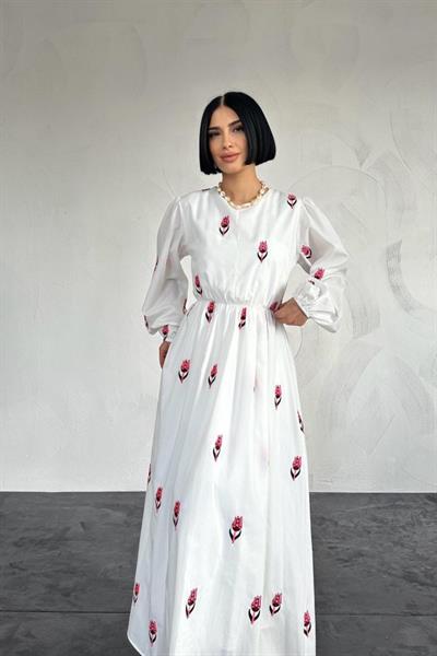 Kırmızı Lale Desenli Brode Elbise