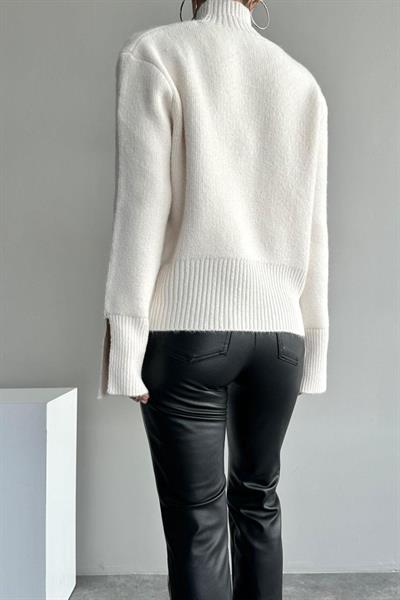 Kolları Yırtmaçlı Triko Kazak - Krem