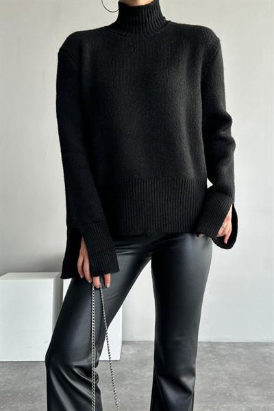 Kolları Yırtmaçlı Triko Kazak - Siyah