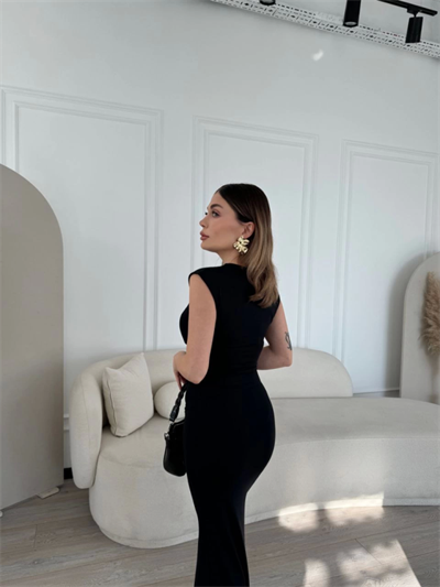 Kolsuz Uzun Likralı Elbise - Siyah