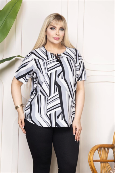 Kuş Gözü Ve Püskül Detaylı Bluz - Desenli