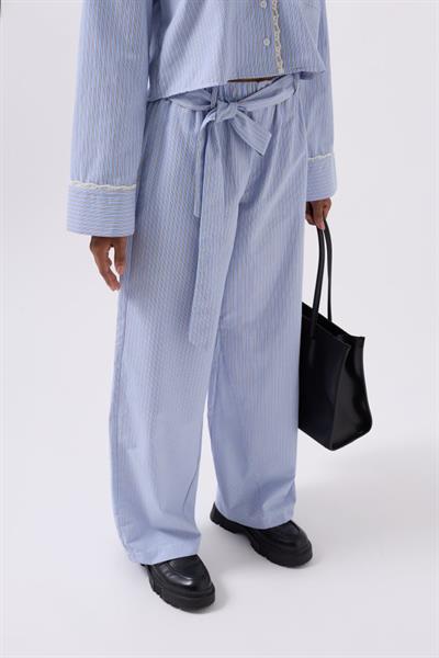 Kuşak Detay Çizgili Pantolon