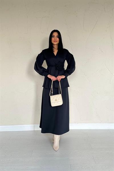 Lacivert Gül Detaylı Takım