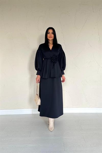 Lacivert Gül Detaylı Takım