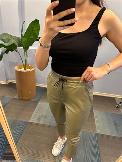 Lasti̇kli̇ Kordonlu Şardon Deri̇ Pantolon