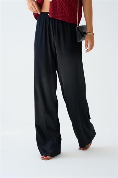 Lastikli Pantolon - Siyah