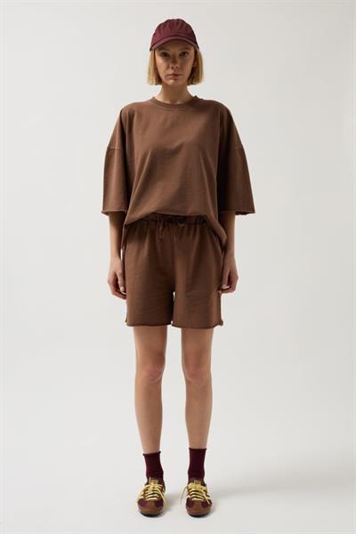 Lazer Kesim Bağcık Detay Şort