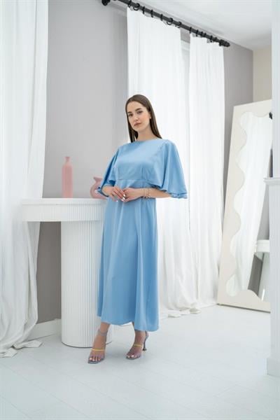 Mavi Arkası Bağcıklı Elbise