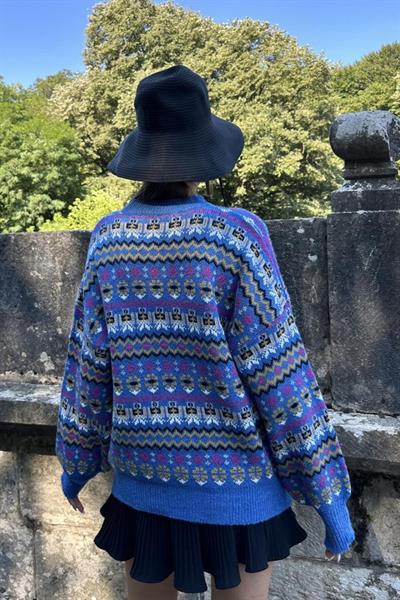 Mavi Desenli Triko Kazak