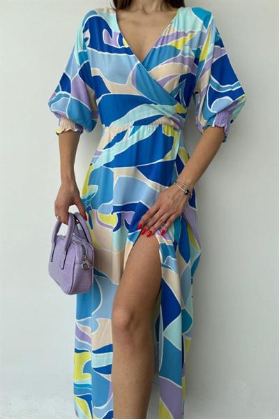 Mavi Desenli Yırtmaçlı Elbise