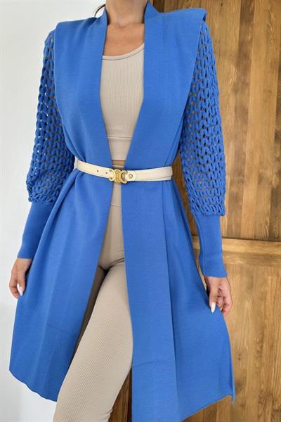 Mavi Kolları Örgülü Triko Hırka