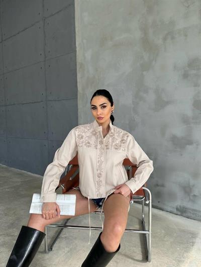 NAKIŞLI CROP CEKET BİYE DETAYLI - Taş