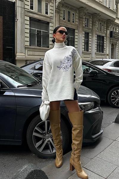 Nakış Detaylı Triko Kazak 1340