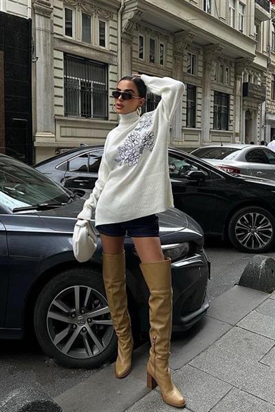 Nakış Detaylı Triko Kazak 1340