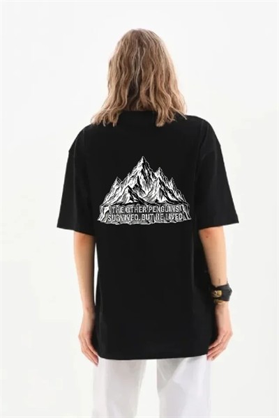 Nihilist Penguen Temalı Oversize Bisiklet Yaka Tişört - Siyah