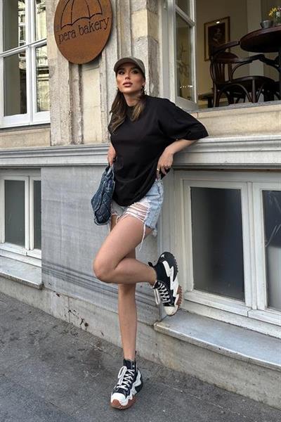 Ocean Sırtı Brodeli Tişört 8022-8