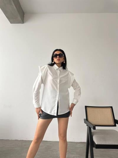 Omuz Tasarım Detaylı Gömlek