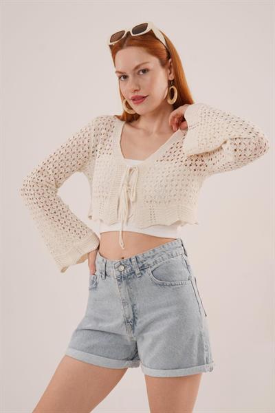 Ön Bağlamalı Ajurlu Crop Krem Hırka