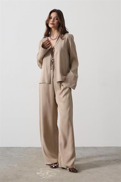 Önden Biyeli Bluz Ve Pantolon Takım - Vizon