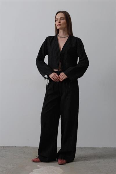 Önü Bağlamalı Crop Takım - Siyah