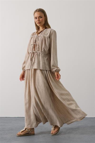 Önü Bağlamalı Etekli Takım - Bej
