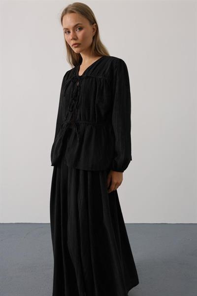 Önü Bağlamalı Etekli Takım - Siyah