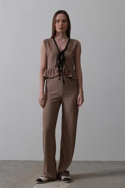 Önü Bağlamalı Volanlı Örme Takım - Vizon