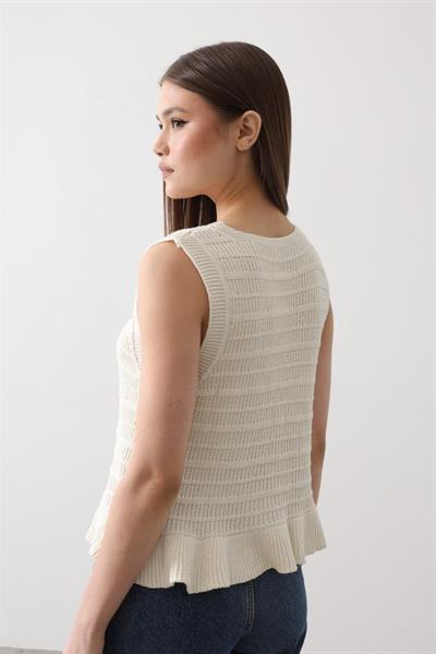 Önü Bağlamalı Yelek - Ekru