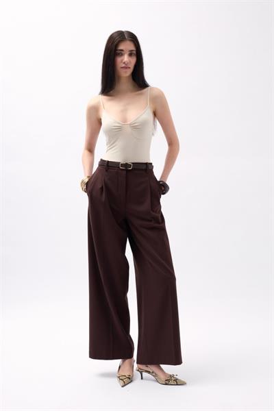 Önü Büzgülü Askılı Bodysuit