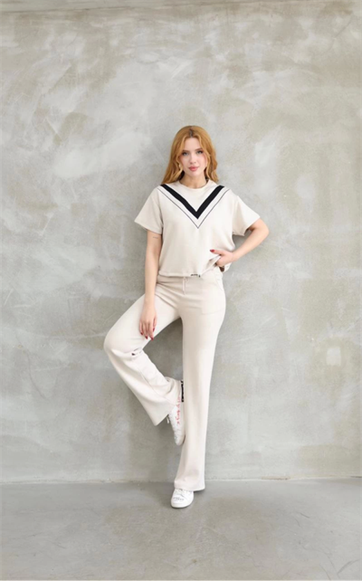 Osy Modal Yumuşak Dokulu Kumaş Bisiklet Yaka Parçalı Detaylı Kısa Kollu Takım - Beyaz