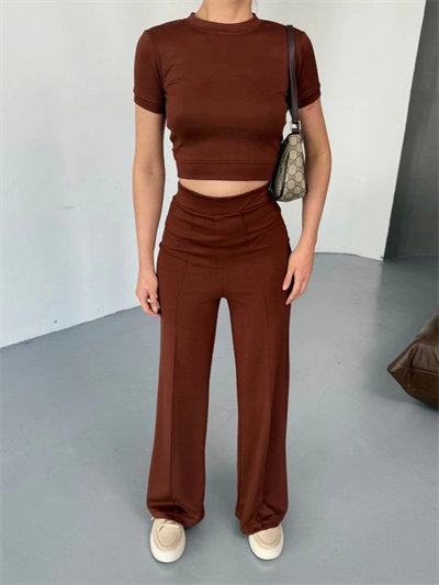 Osy Modal Yumuşak Dokulu Kumaş Kısa Kollu Crop Rahat Pantalon Ikili Takım - Kahverengi