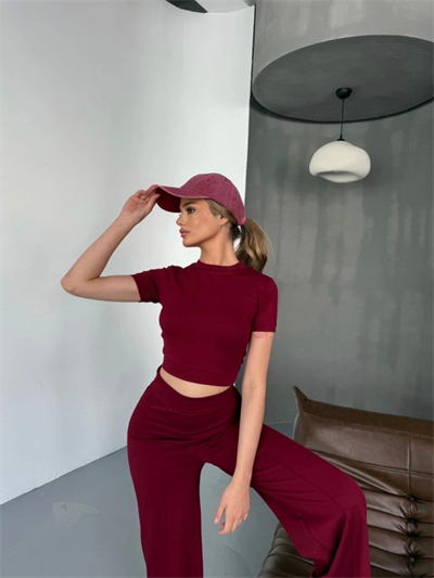 Osy Modal Yumuşak Dokulu Kumaş Kısa Kollu Crop Rahat Pantalon Ikili Takım - Bordo