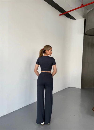 Osy Modal Yumuşak Dokulu Kumaş Kısa Kollu Crop Rahat Pantalon Ikili Takım - Füme