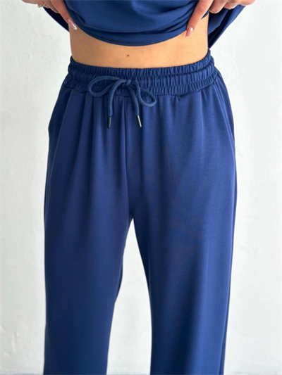 Osy Modal Yumuşak Dokulu Kumaş Kısa Kollu Yakalı T-shirt Pantalon Ikili Takım- Lacivert