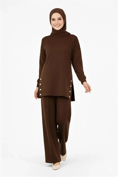 Osy Modal Yumuşak Dokulu Kumaş Modern Tesettür Takım Yandan Metal Çıtçıtlı Uzun Tunik Pantolon Set Salaş Kalıp - Kahverengi