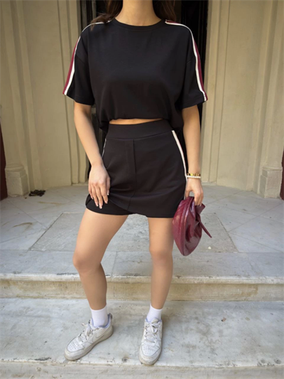 Osy Modal Yumuşak Dokulu Kumaş Parçalı Bisiklet Yaka T-shirt Mini Şortlu Etek İkili Takım - Siyah