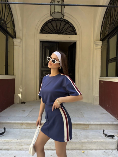 Osy Modal Yumuşak Dokulu Kumaş Parçalı Bisiklet Yaka T-shirt Mini Şortlu Etek İkili Takım -Lacivert