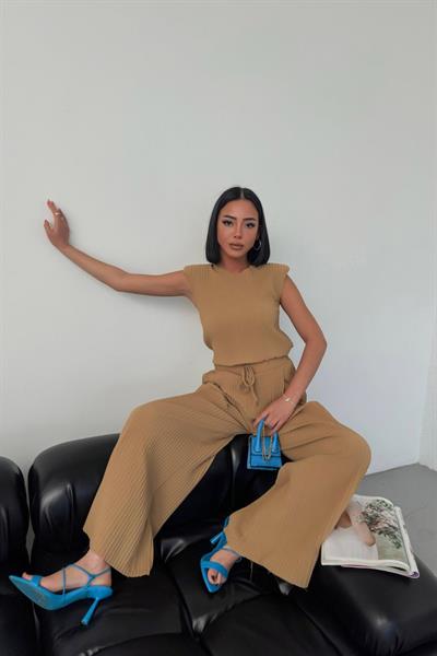 PAMELA VATKALI TAKIM