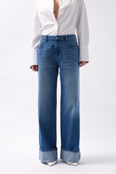 Paça Katlamalı Yüksek Bel Jean