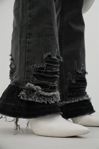 Paçası Yırtık Jean