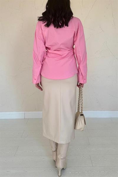 Pembe Düğme Detaylı Gömlek