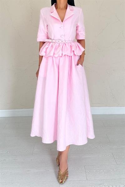 Pembe İnce Kemerli Fırfırlı Ceket Ve Büzgülü Etek Takım