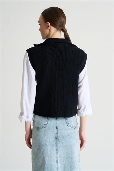 Polo Yaka Fermuarlı Süveter - Siyah