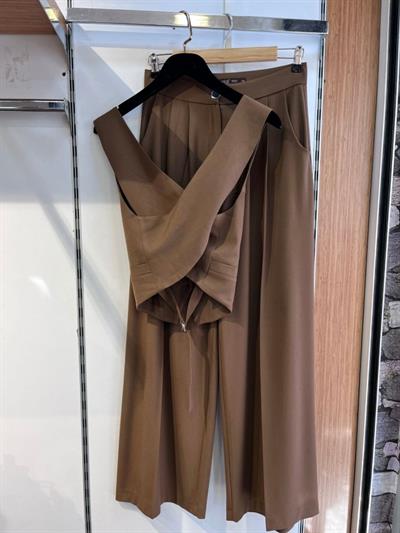 Poly Viscon Sirti Çapraz Geçi̇şli̇ Cepken Pantolon Takim